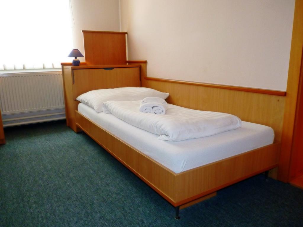 Garni G Hotel Жилина Номер фото